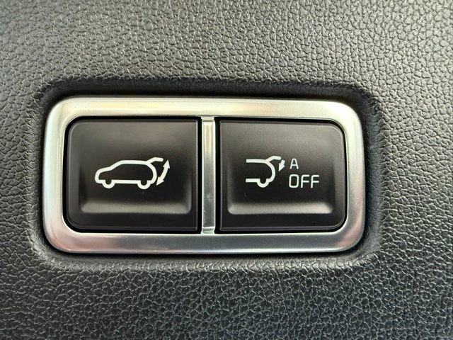 Used 2025 Kia Sorento SX Prestige w/ Olive Brown Leather Package image 13