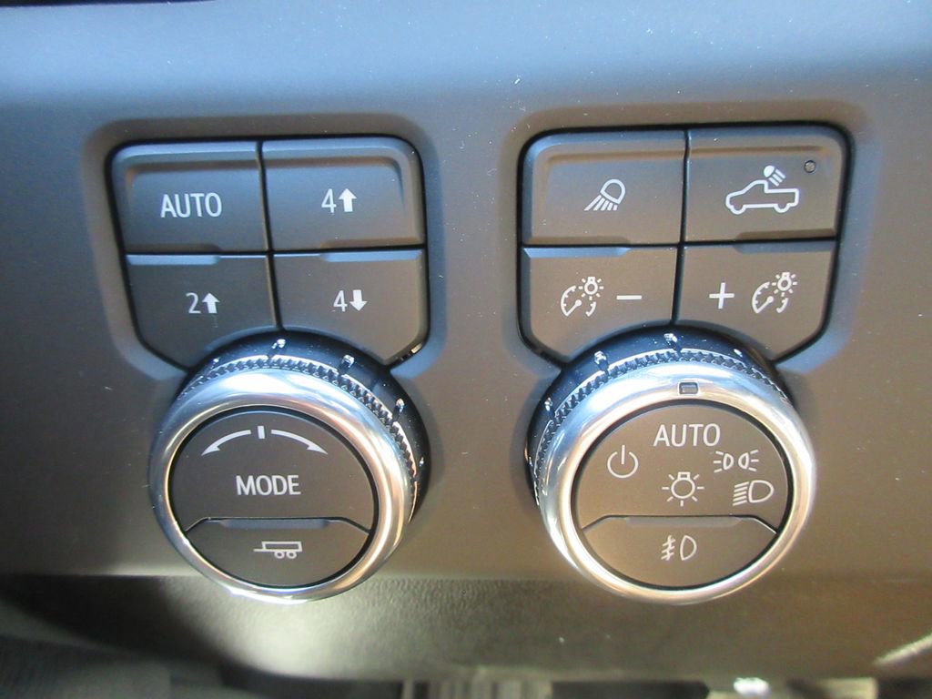 New 2026 GMC Sierra 2500 AT4X image 18