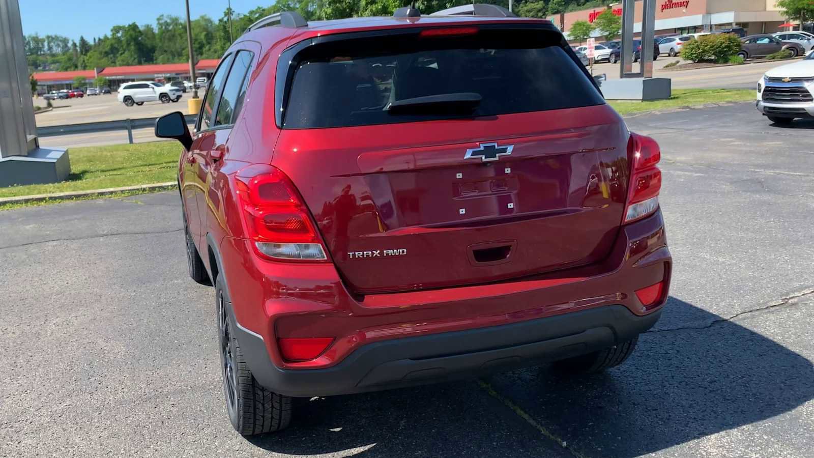 Certified 2022 Chevrolet Trax LT w/ Sport Edition AWD/4WD image 7