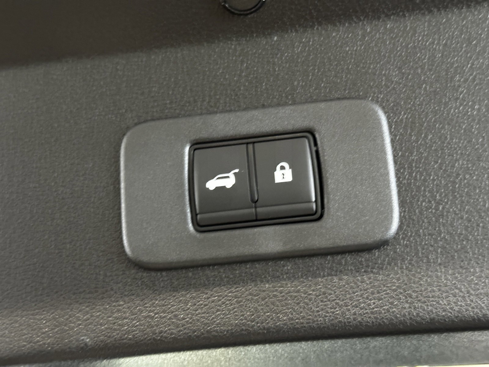 New 2026 Nissan Leaf Platinum+ w/ Illuminated Package image 17