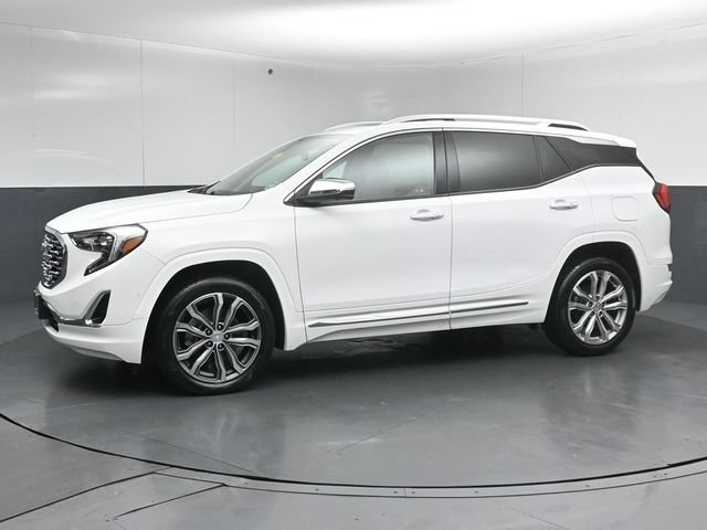 Used 2020 GMC Terrain Denali w/ Denali Premium Package AWD/4WD image 4
