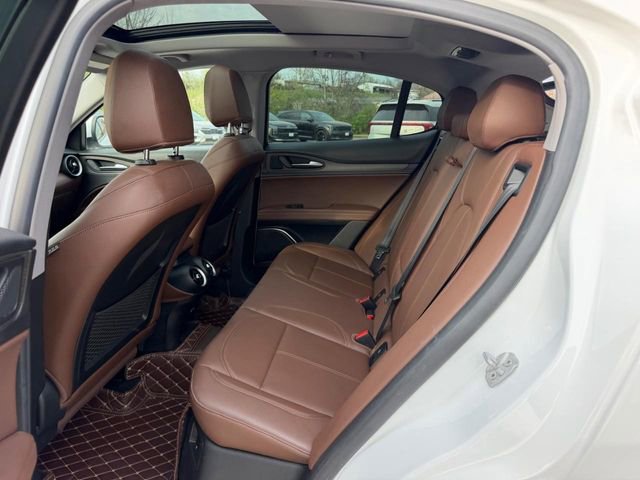 Used 2021 Alfa Romeo Stelvio Ti image 7