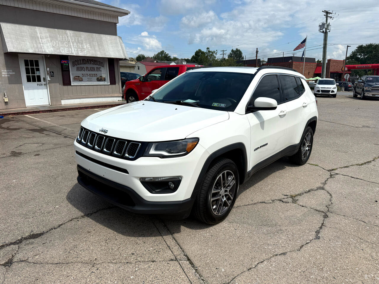 Used 2017 Jeep Compass Latitude w/ Popular Equipment Group image 3