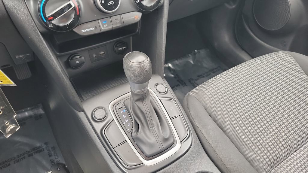 Used 2020 Hyundai Kona SE image 26