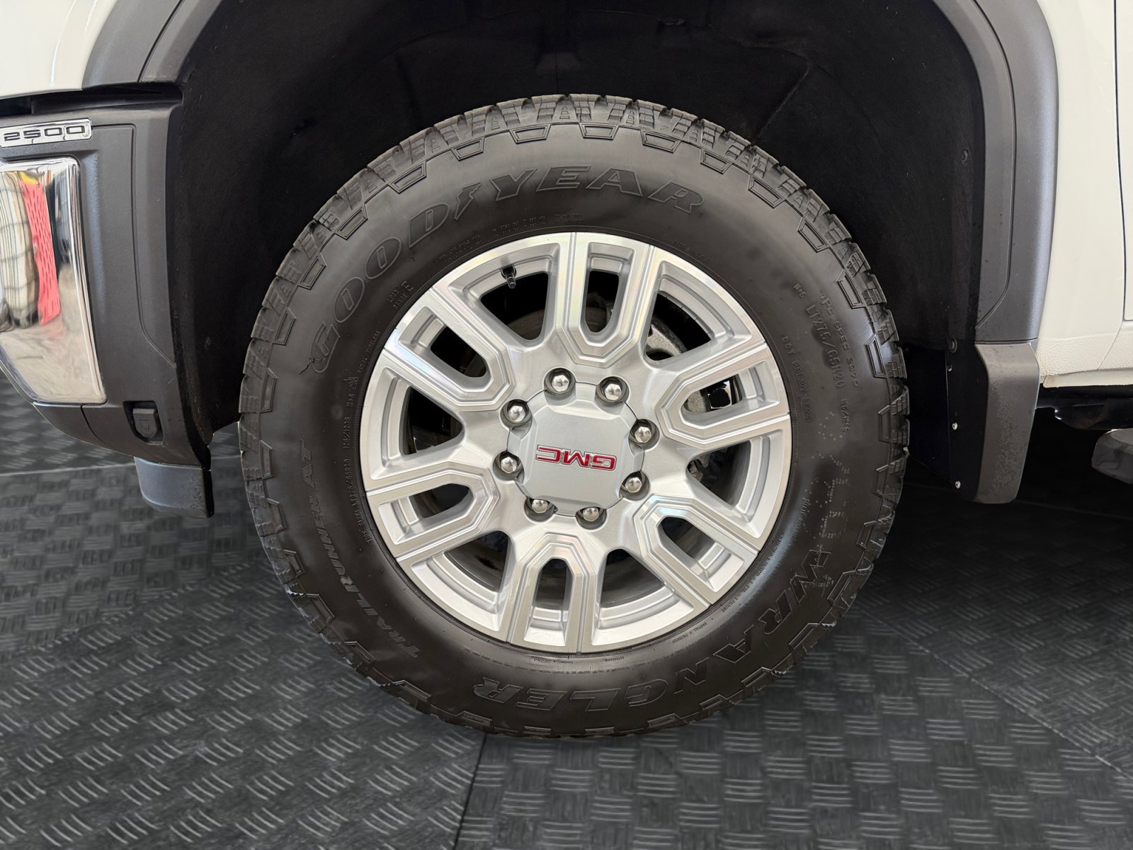 Used 2024 GMC Sierra 2500 SLE w/ SLE Convenience Package AWD/4WD image 32