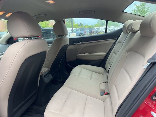 Used 2017 Hyundai Elantra SE FWD image 16