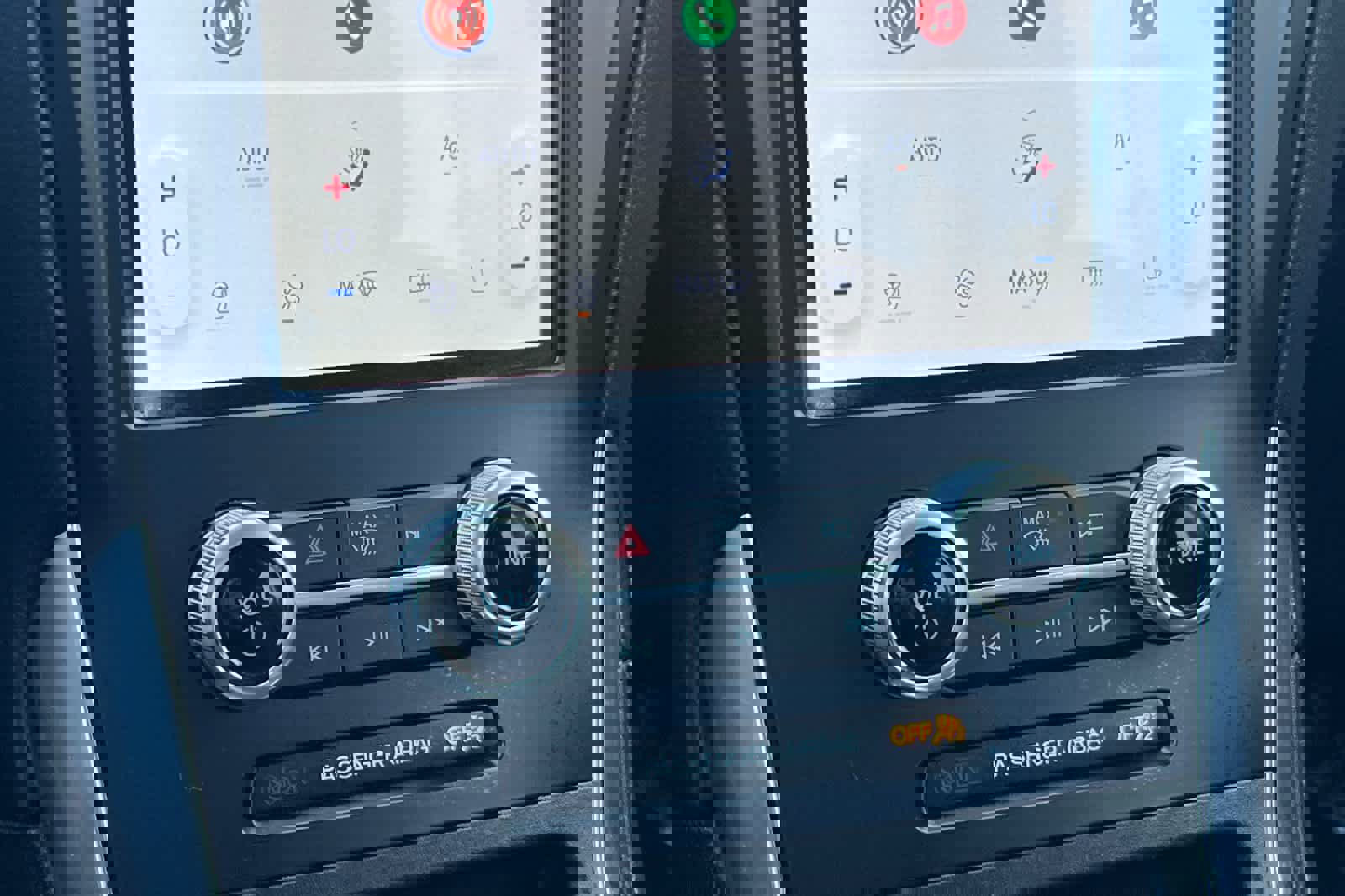 Used 2022 Ford Edge Titanium image 23