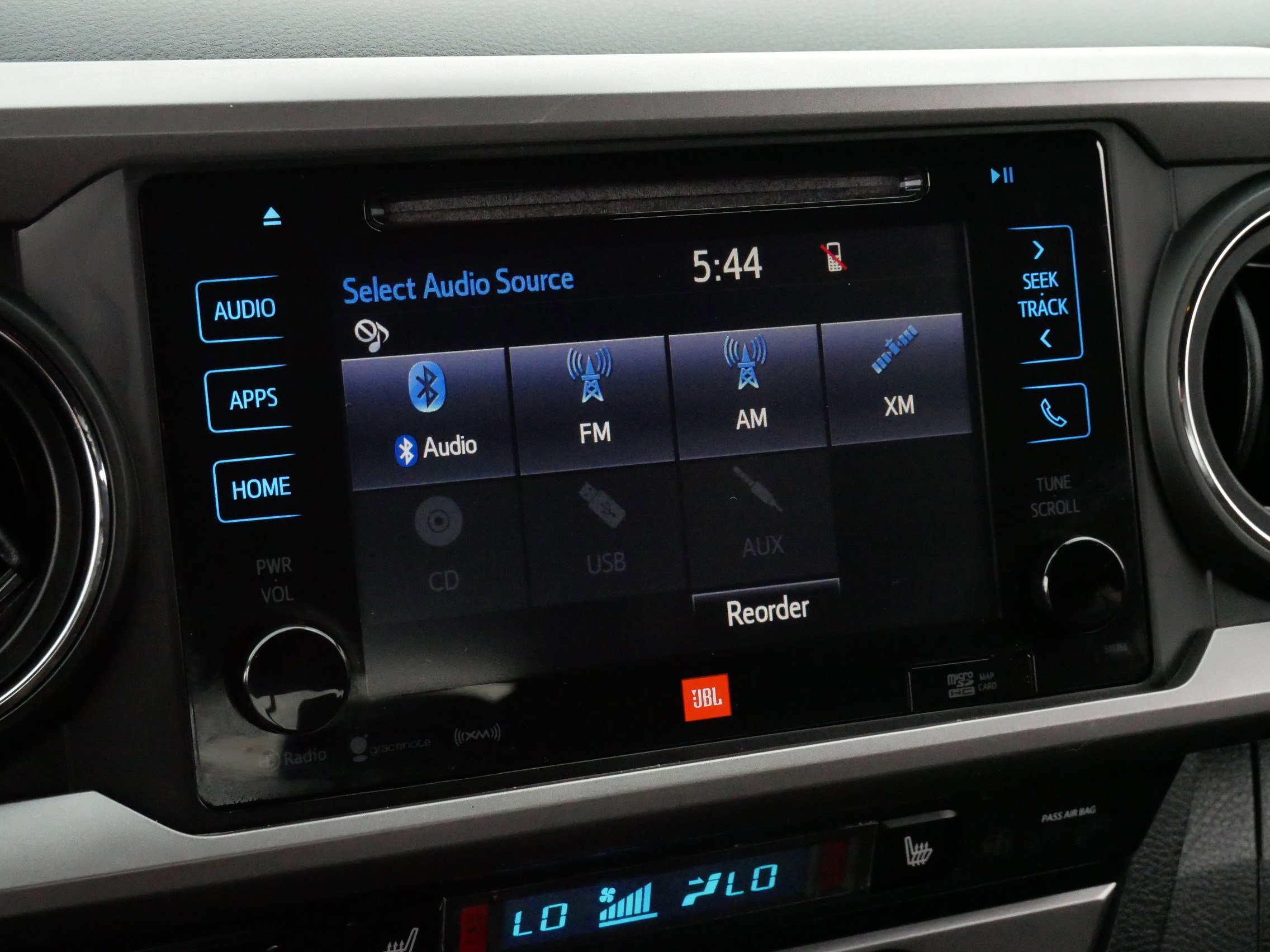 Used 2019 Toyota Tacoma Limited image 22