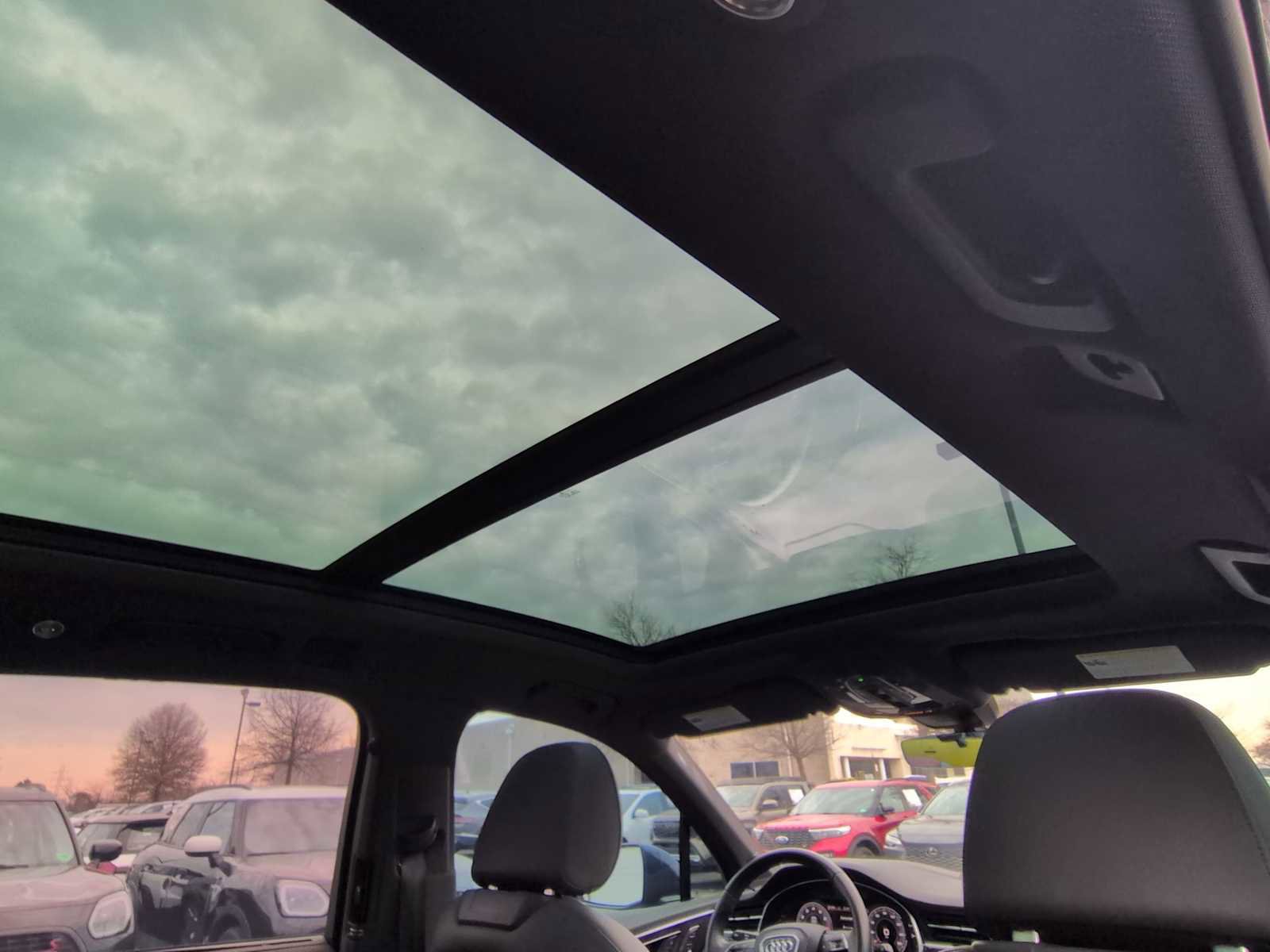 Used 2020 Audi Q7 3.0T Prestige w/ Prestige Package image 22