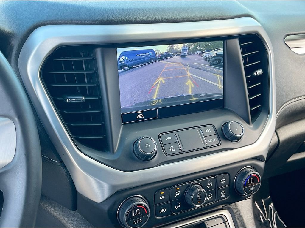Used 2023 GMC Acadia SLT image 14