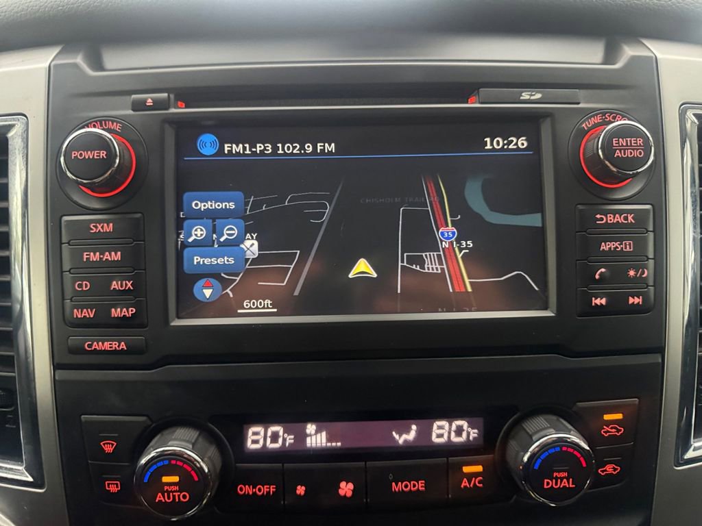 Used 2017 Nissan Titan SV image 24