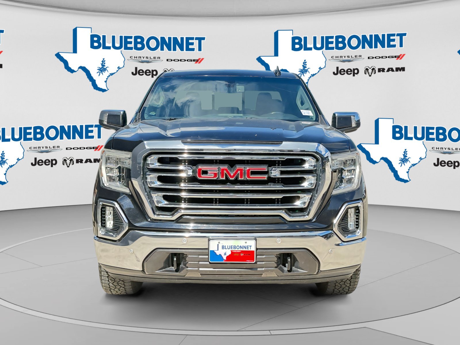 Used 2019 GMC Sierra 1500 SLT RWD image 2