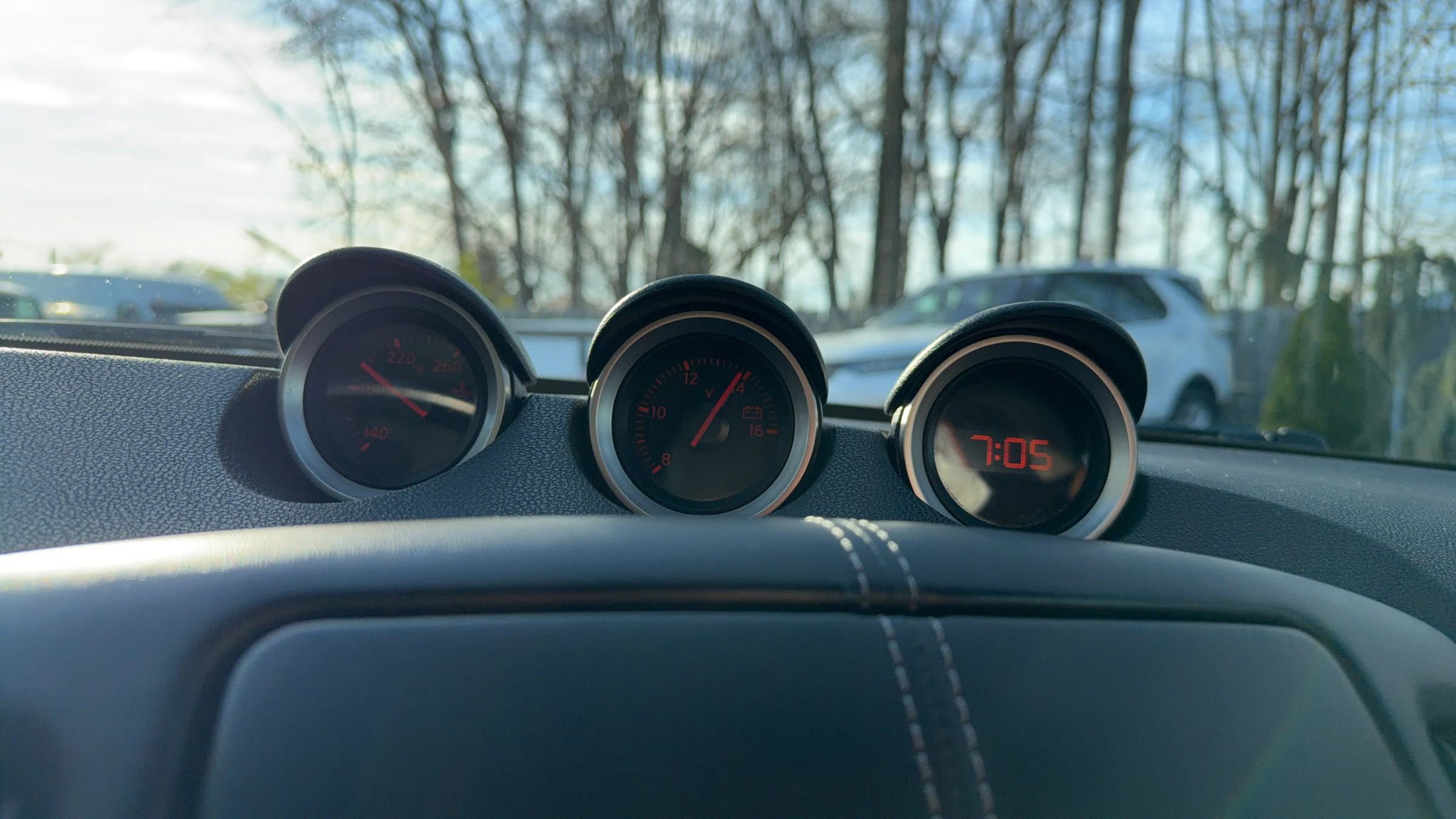 Used 2014 Nissan 370Z Touring image 31