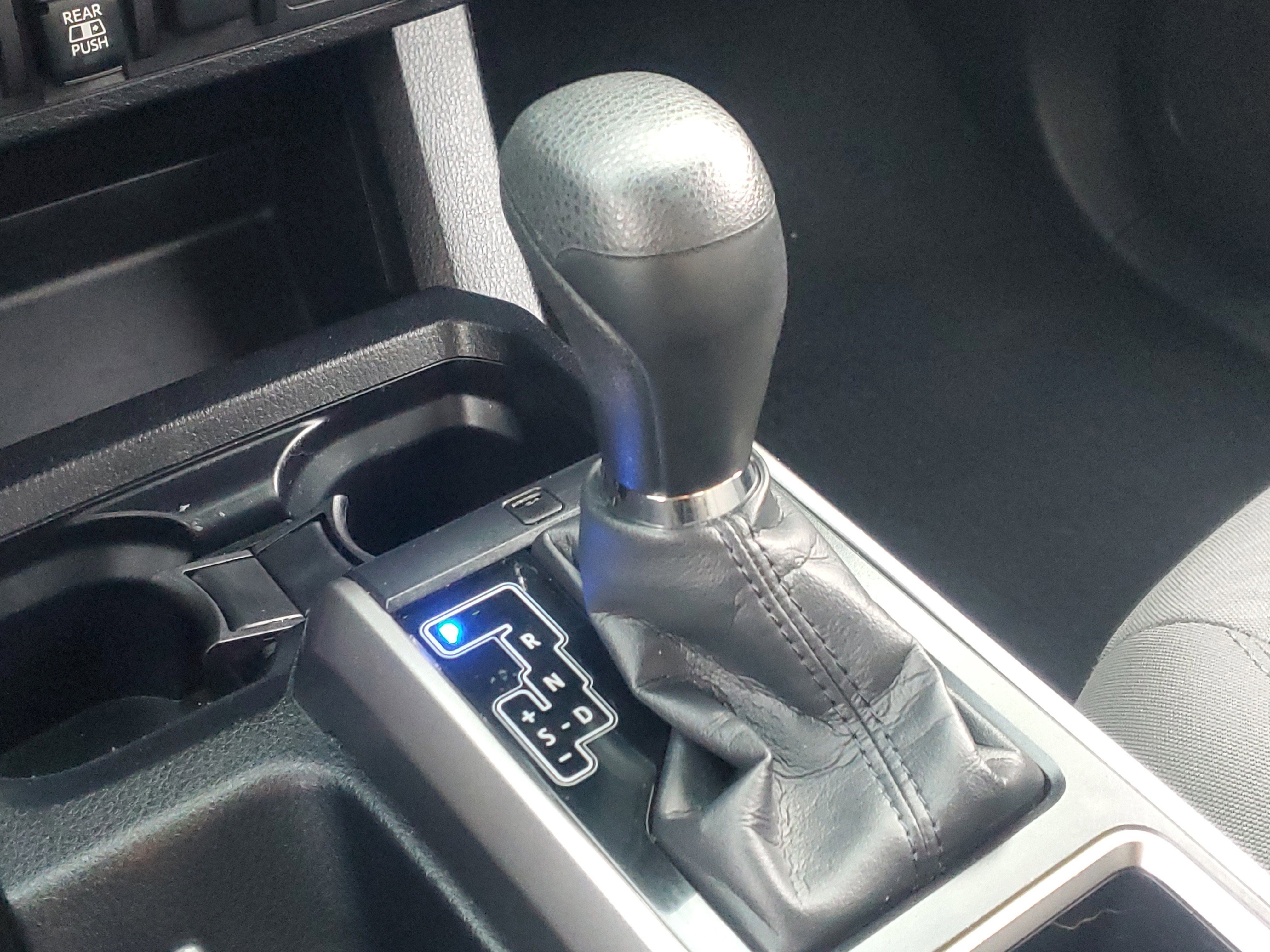 Used 2022 Toyota Tacoma SR5 w/ Technology Package image 28