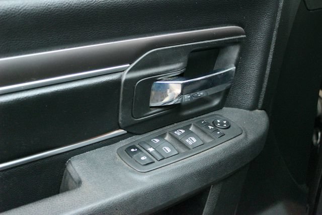 Used 2022 RAM 1500 Warlock AWD/4WD image 13