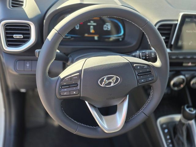New 2026 Hyundai Venue SEL FWD image 18
