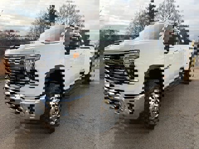 New 2026 Chevrolet Silverado 3500 LTZ w/ LTZ Convenience Package image 6