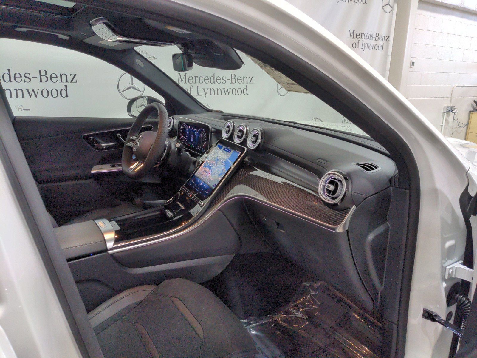 New 2025 Mercedes-Benz GLC 63 AMG S image 20