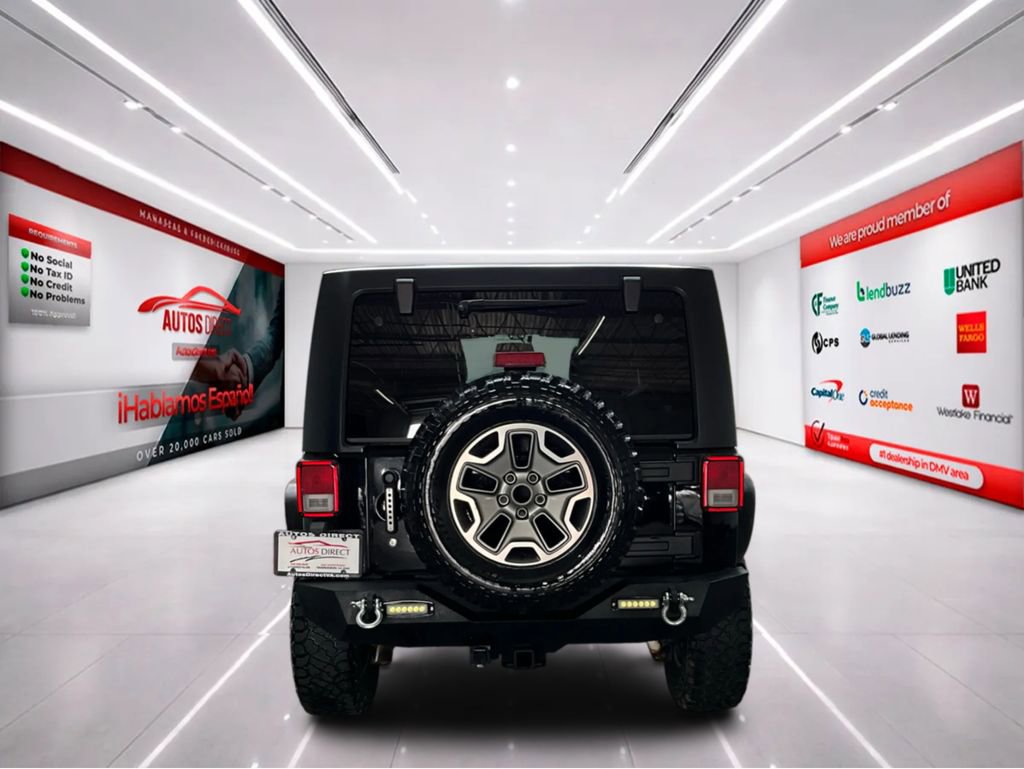 Used 2018 Jeep Wrangler Unlimited Rubicon w/ Connectivity Group image 4