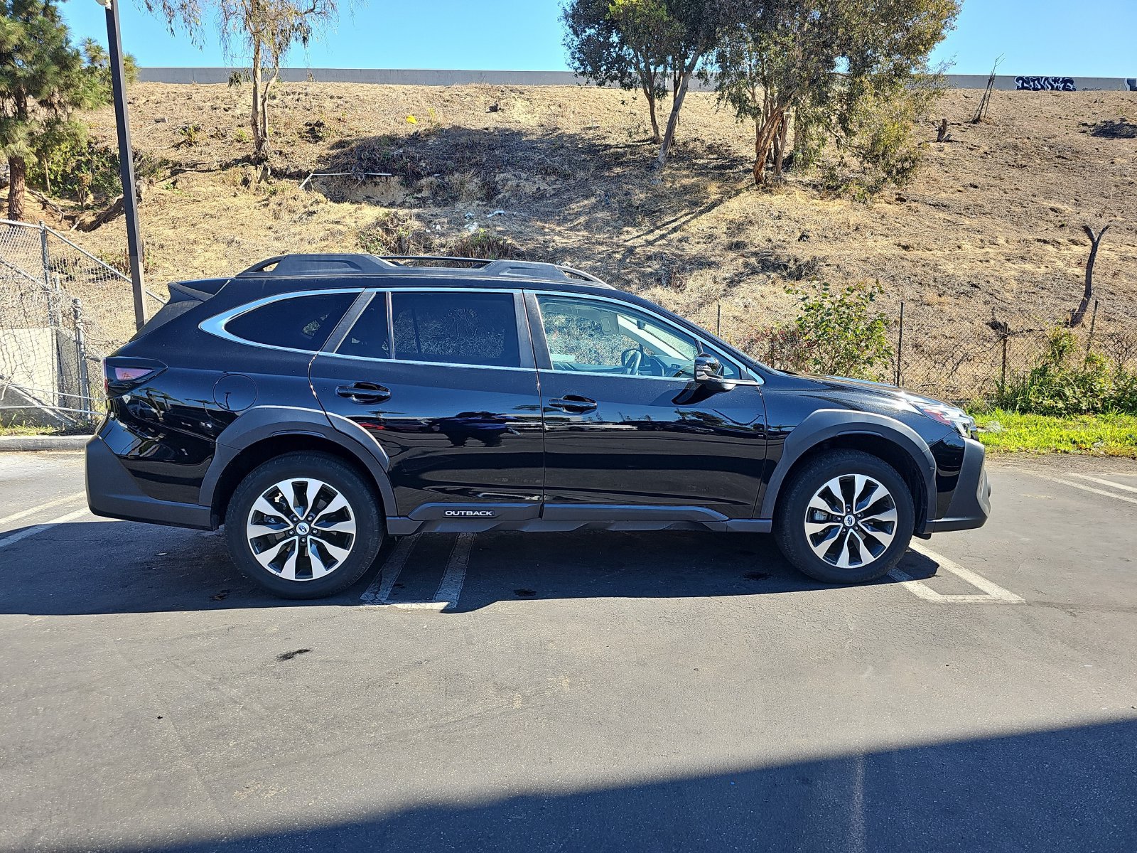 Certified 2024 Subaru Outback Limited AWD/4WD image 8