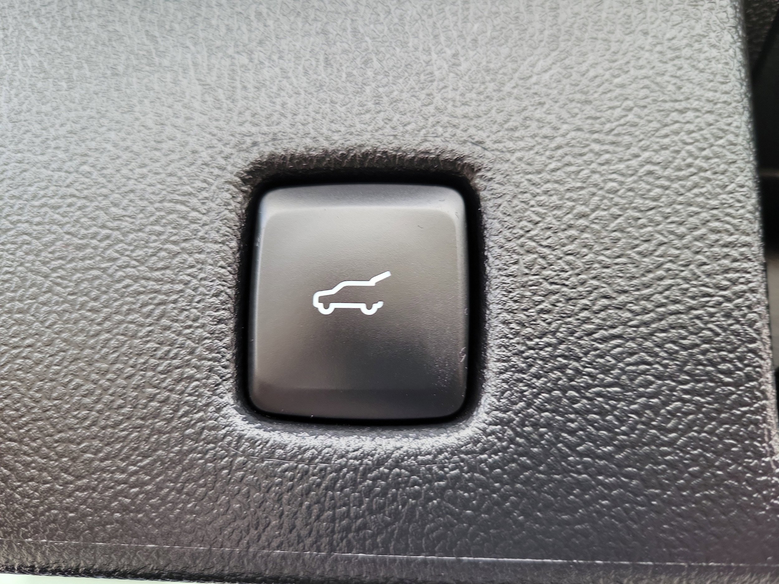 Used 2023 Ford Escape Active w/ Tech Pack #1 AWD/4WD image 10