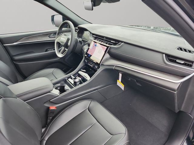 New 2025 Jeep Grand Cherokee Limited image 26