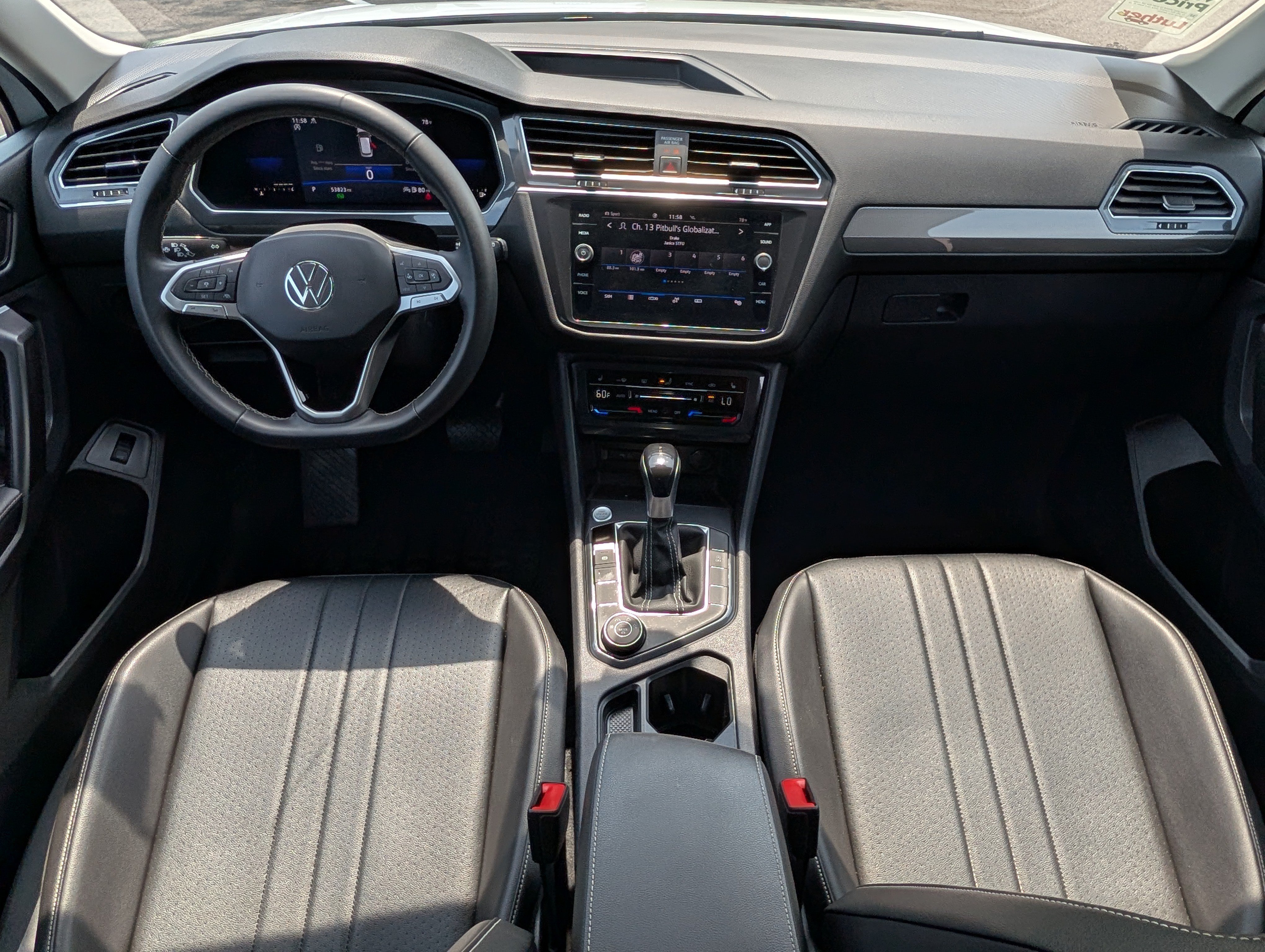 Used 2022 Volkswagen Tiguan SE AWD/4WD image 10