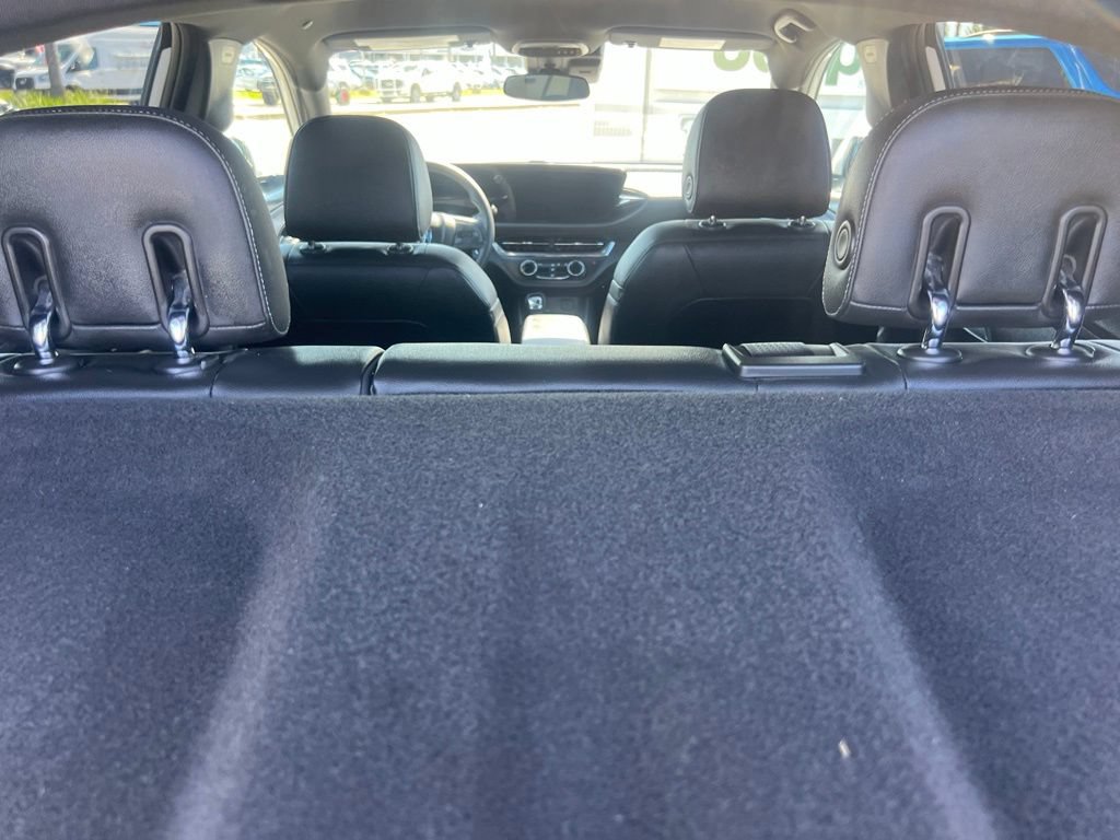 Used 2025 Buick Envista Preferred FWD image 43