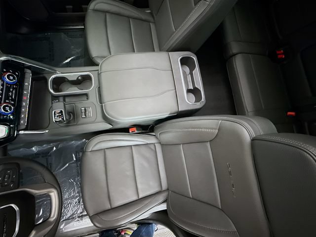 Used 2025 GMC Sierra 1500 Denali w/ Denali Reserve Package AWD/4WD image 24