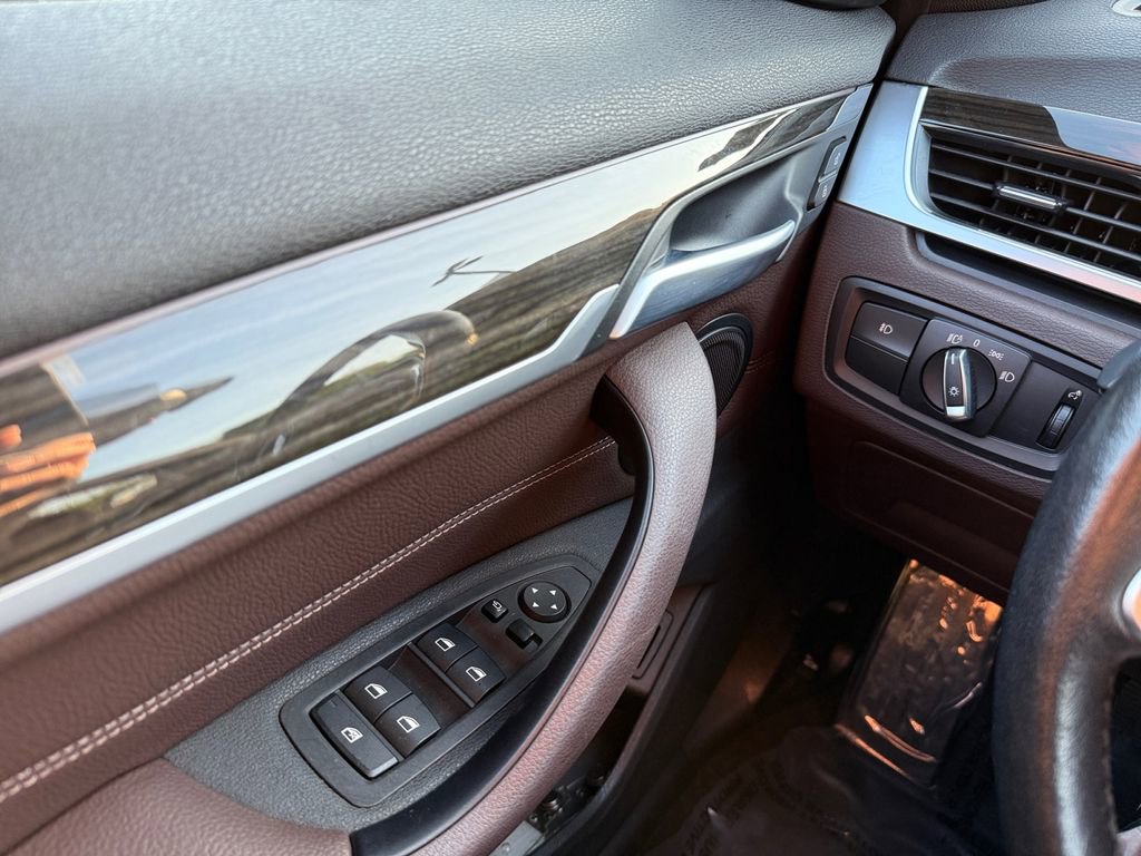 Used 2018 BMW X1 xDrive28i AWD/4WD image 29