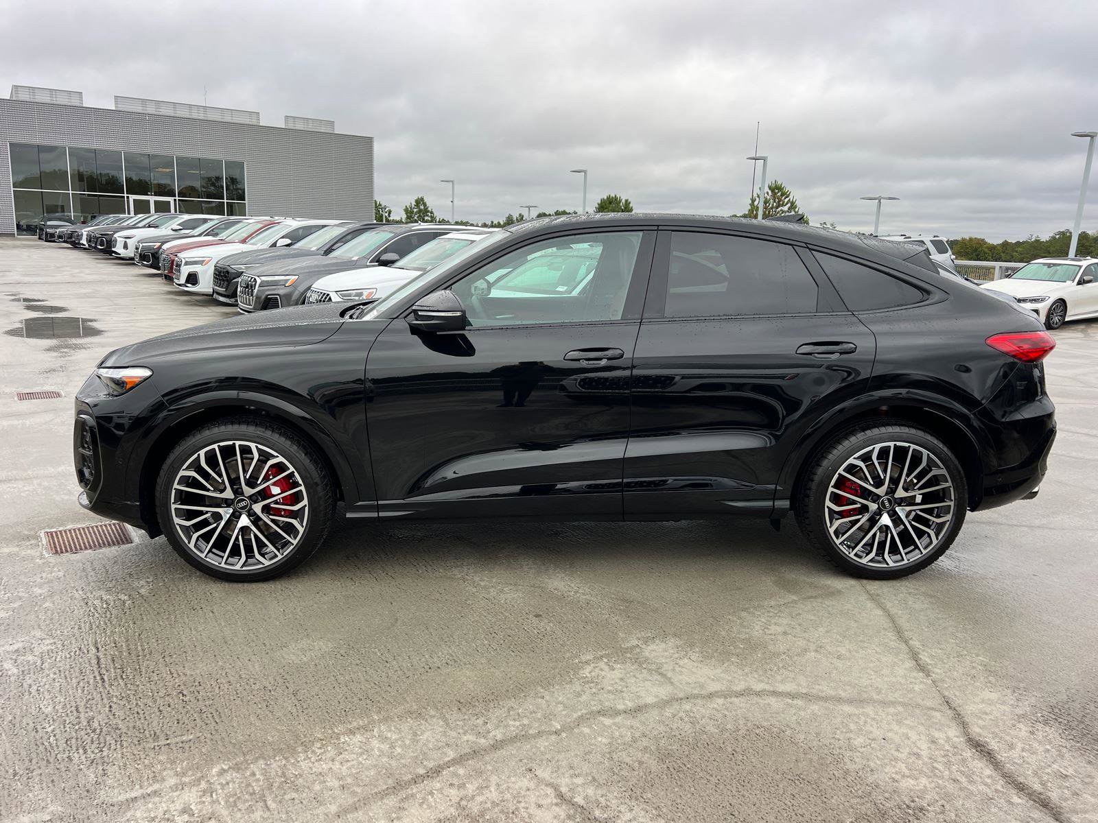 New 2025 Audi SQ5 Premium Plus image 8