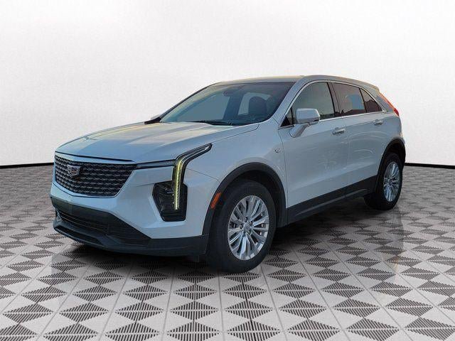 Certified 2024 Cadillac XT4 Luxury FWD image 3