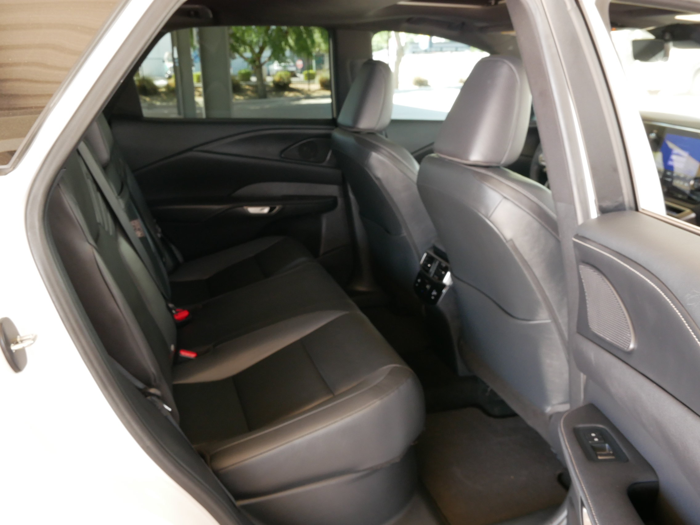 Used 2023 Lexus RX 350 FWD w/ Cold Area Package image 16
