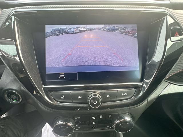 Used 2022 Chevrolet TrailBlazer RS w/ Technology Package AWD/4WD image 19