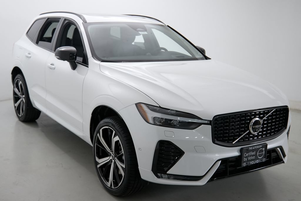 Certified 2023 Volvo XC60 B6 Ultimate w/ Climate Package AWD/4WD image 4