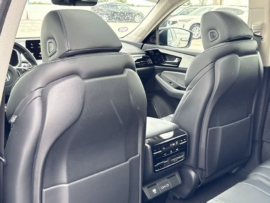 Used 2023 Acura MDX SH-AWD image 23
