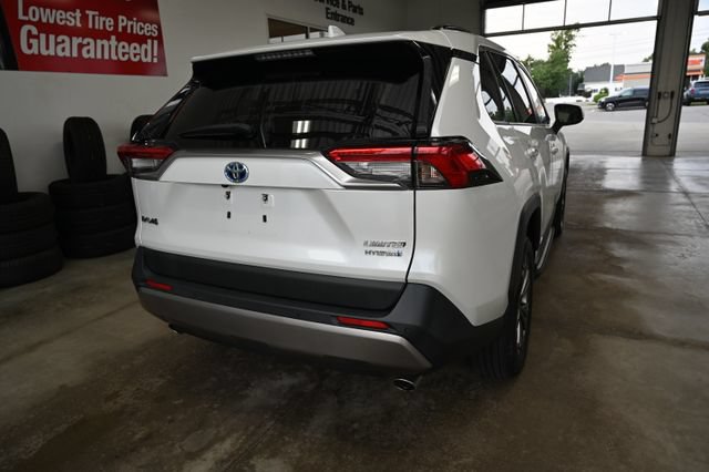 Used 2023 Toyota RAV4 Limited AWD/4WD image 6
