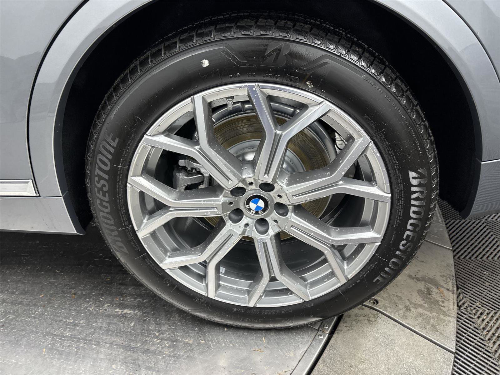 New 2026 BMW X7 xDrive40i w/ Premium Package image 27