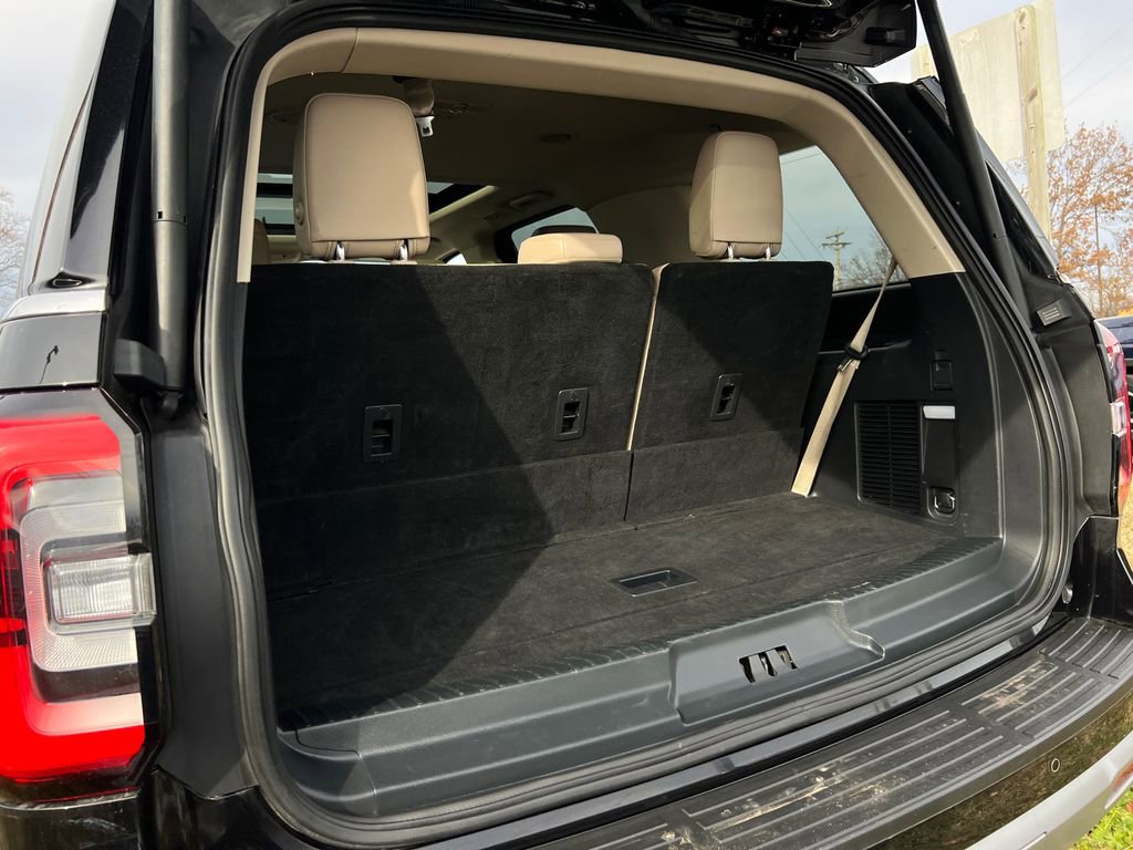 Used 2024 Ford Expedition Limited image 15