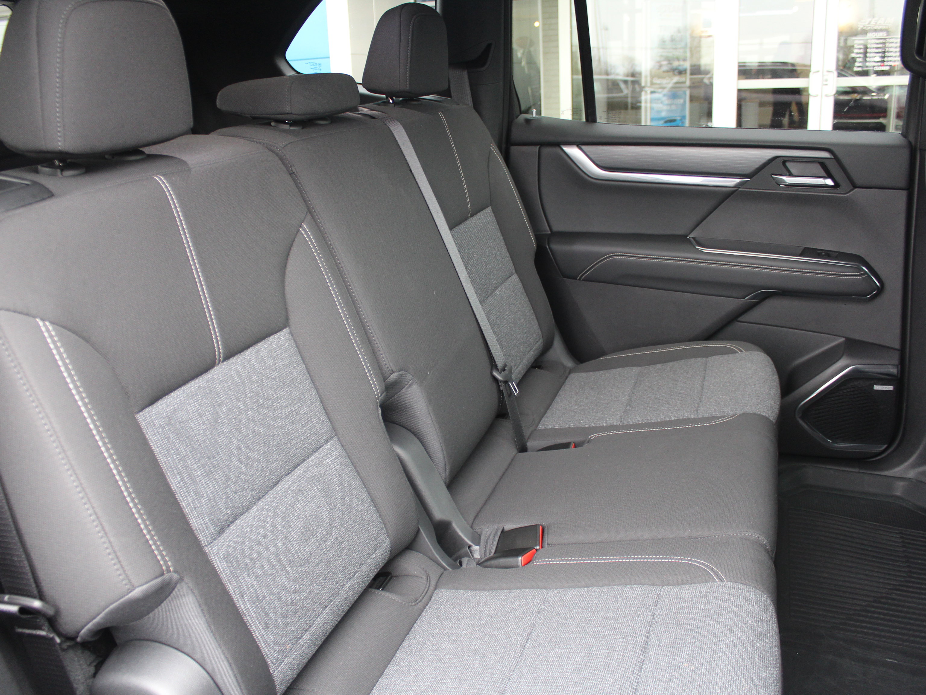 Certified 2025 GMC Acadia Elevation w/ LPO, Floor Liner Package image 25