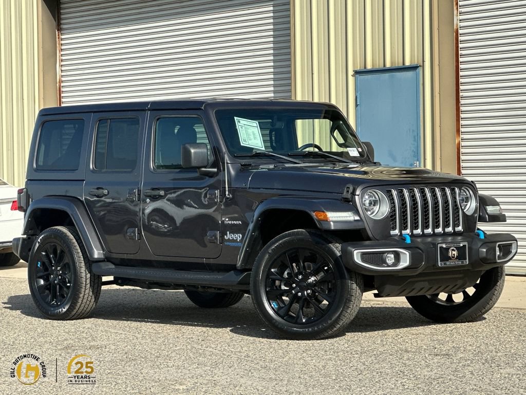 Used 2022 Jeep Wrangler Unlimited Sahara w/ Cold Weather Group AWD/4WD image 1