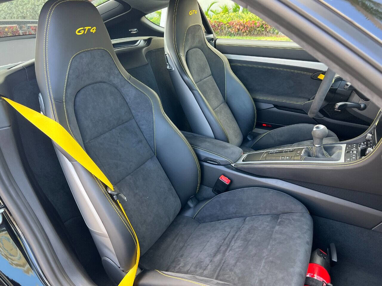 Used 2021 Porsche 718 Cayman GT4 image 10