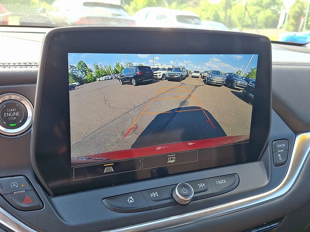 Used 2025 Chevrolet Blazer LT AWD/4WD image 19
