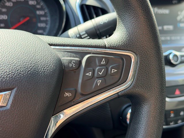 Used 2017 Chevrolet Cruze LT w/ LT Convenience Package FWD image 11