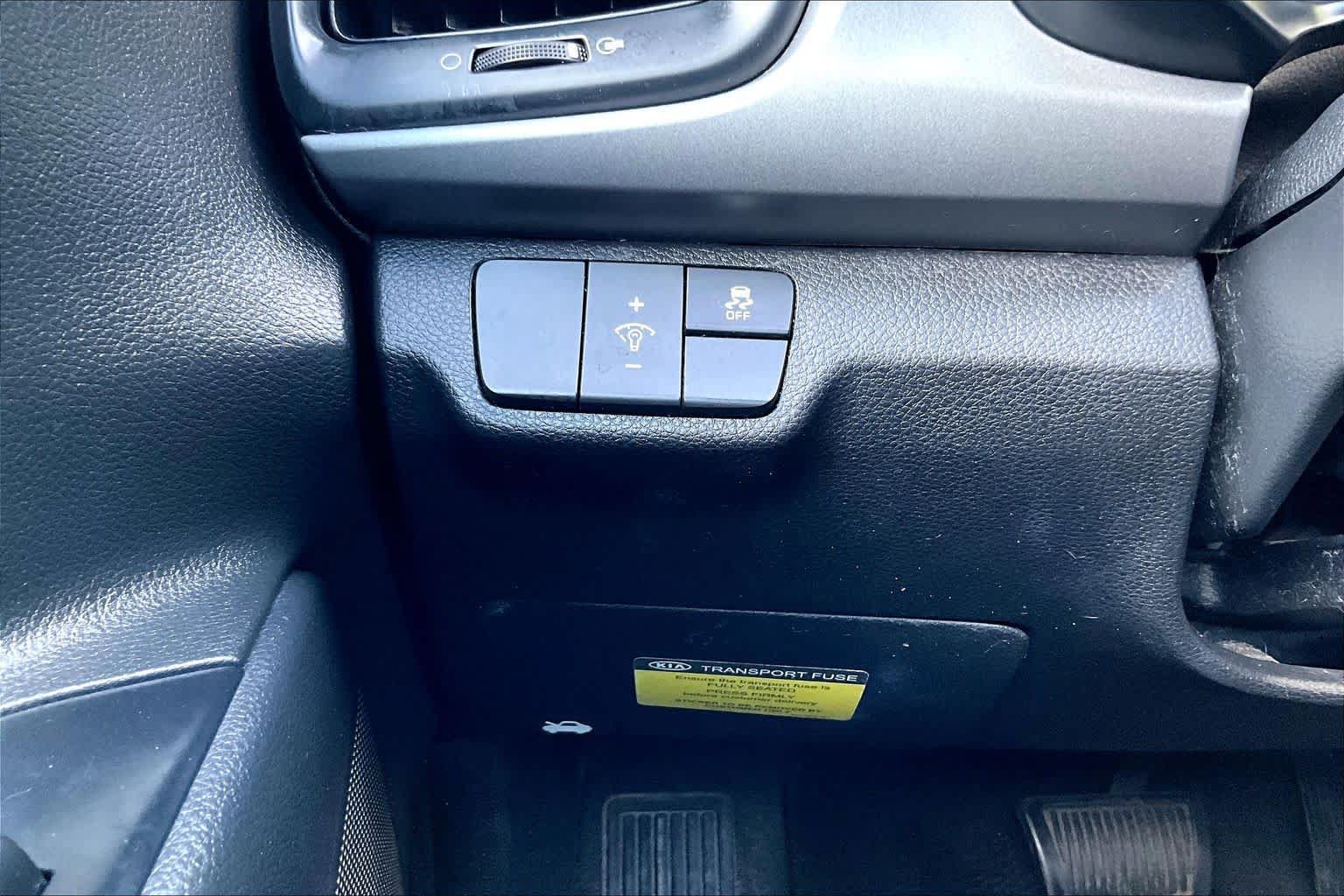 Used 2020 Kia Rio LX FWD image 33