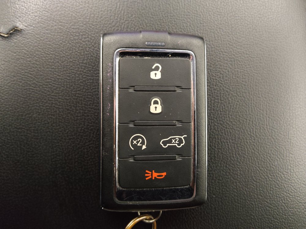 Used 2022 Jeep Grand Cherokee Limited RWD image 32