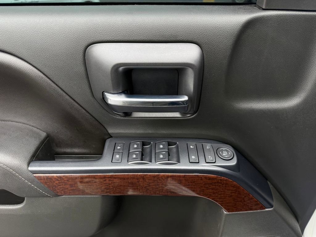 Used 2016 GMC Sierra 1500 SLE w/ SLE Value Package image 18