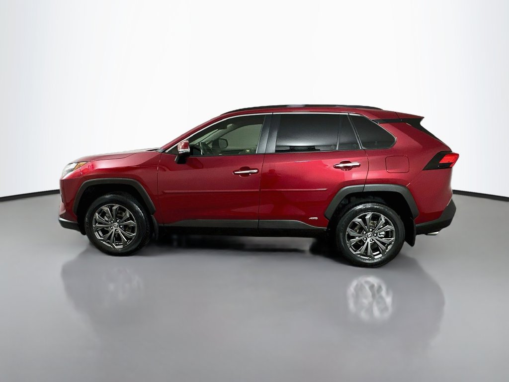 Used 2022 Toyota RAV4 Limited AWD/4WD image 8