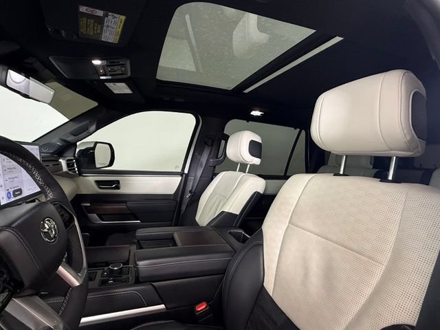 Used 2025 Toyota Sequoia Capstone AWD/4WD image 6