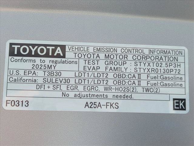 Used 2025 Toyota RAV4 XLE FWD image 24